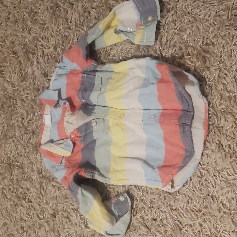Baby Gap top